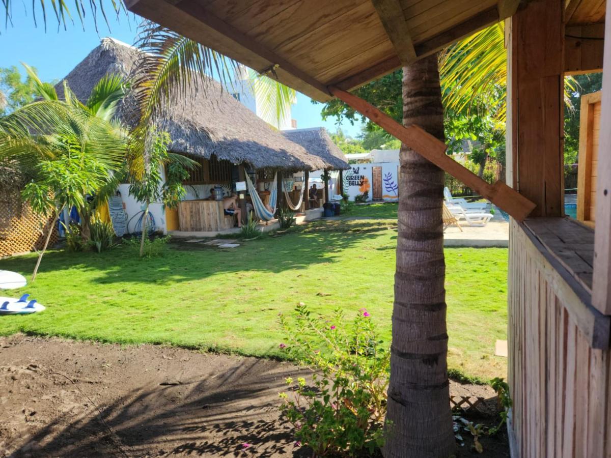 Green Belly Surf Hostel El Paredón Buena Vista Kültér fotó
