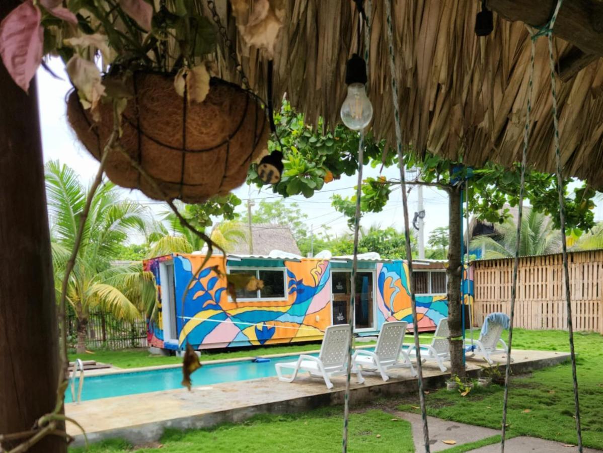 Green Belly Surf Hostel El Paredón Buena Vista Kültér fotó